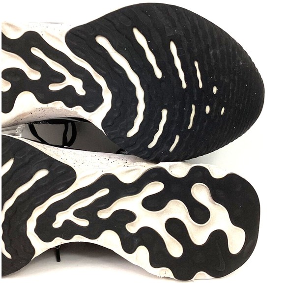 Nike React Infinity Flyknit-Men's 9.5-Black/White Knit Running Shoes- CT2423-101 - Picture 11 of 12